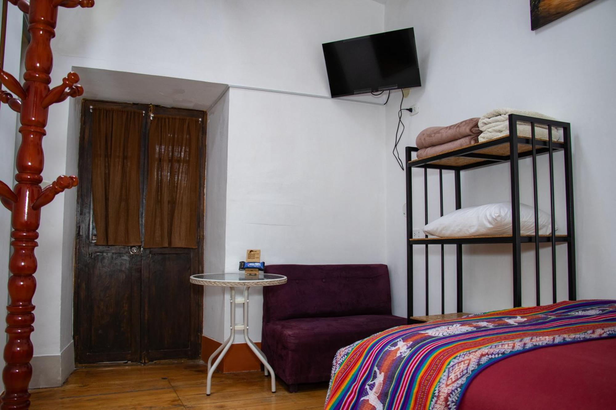 Tucan Hostal